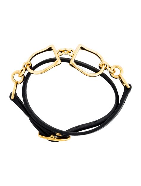 Etrier bracelet .